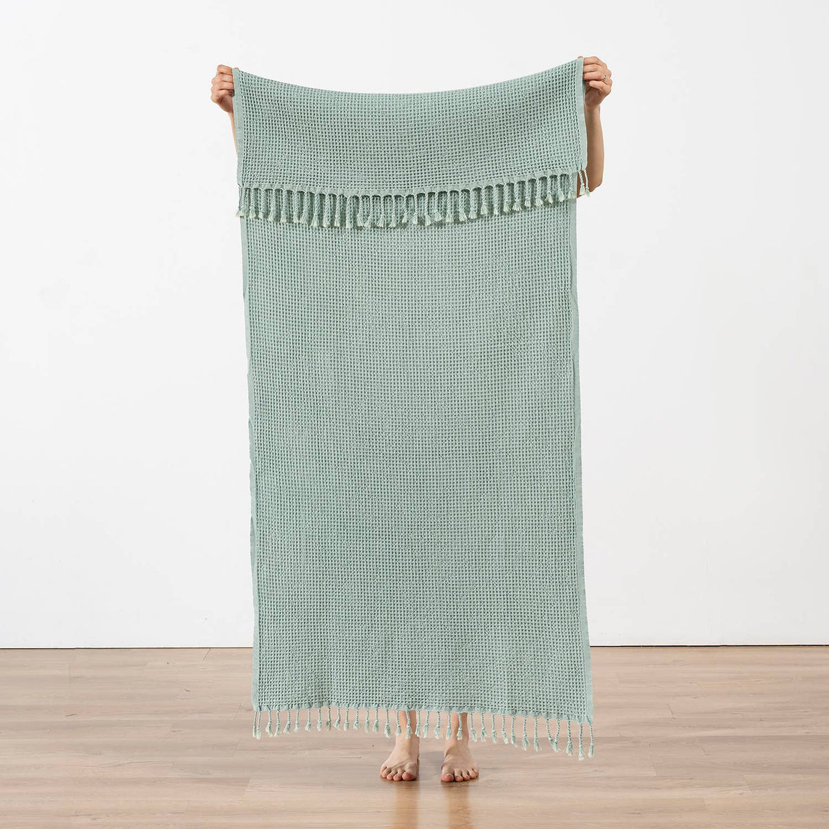 Waffle stonewashed Turkish beach towel – Sage | Kikoya