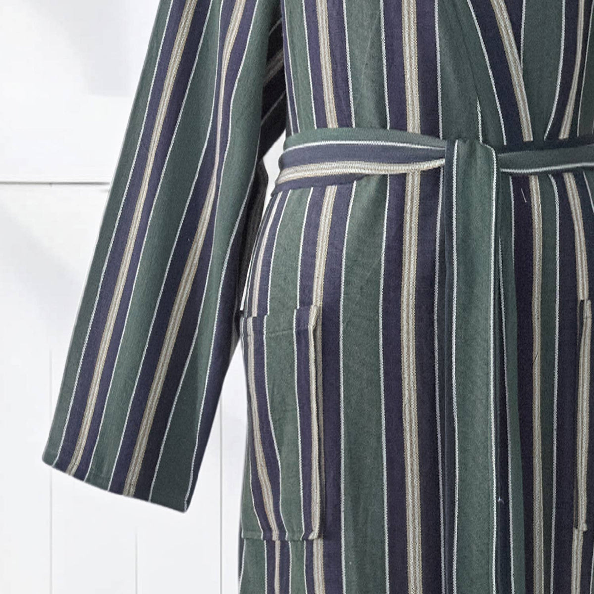 Pinstripe Turkish cotton bathrobe in forest green – kimono | Kikoya