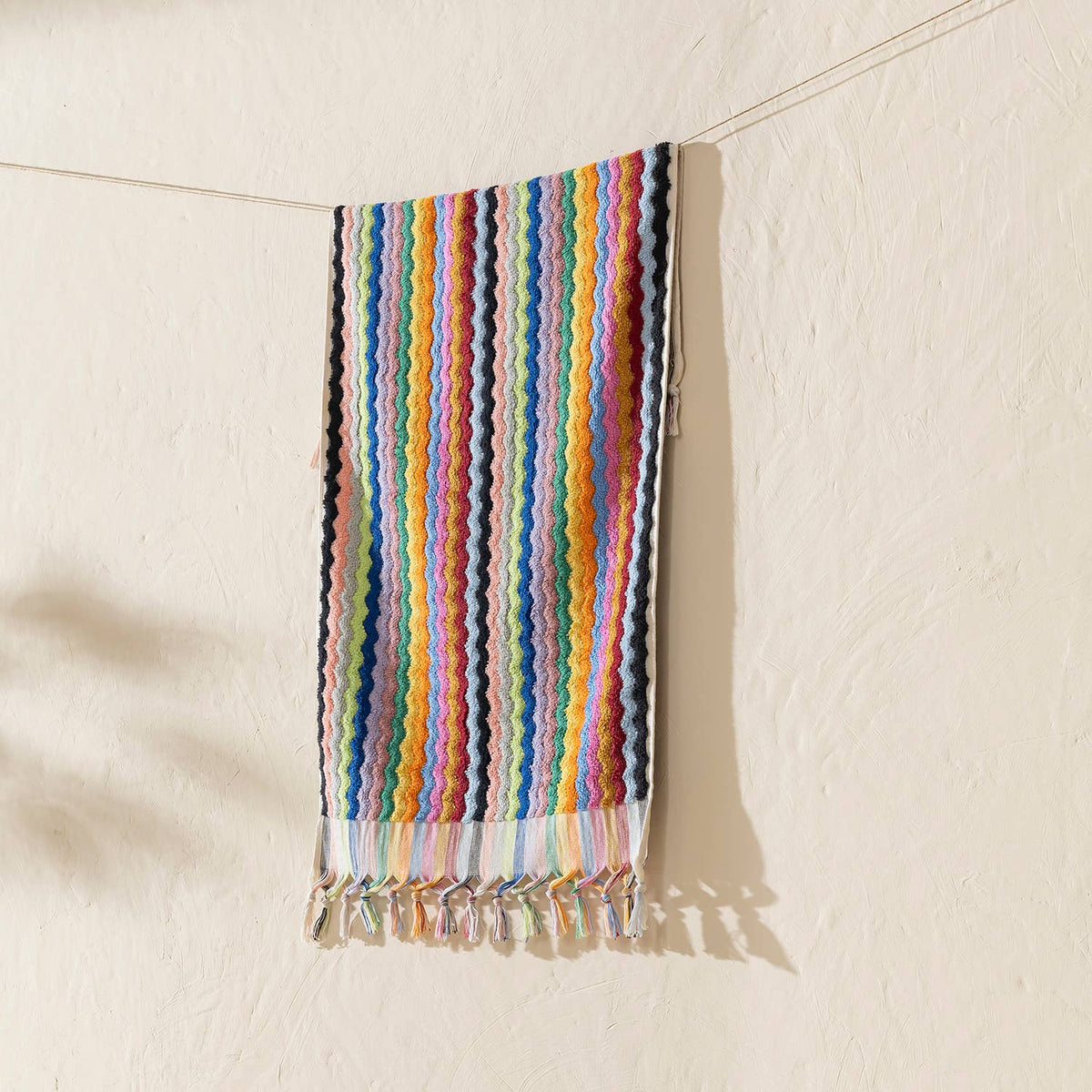 Pompom zigzag Turkish hand towel in multicolour chevron, 17x38 in, handloomed | Kikoya