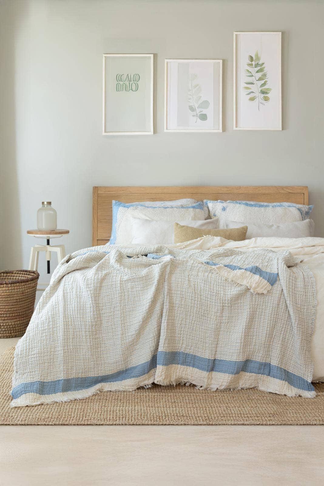 Modal muslin Turkish throw – 4-layer gauze, styled on a bed | Kikoya