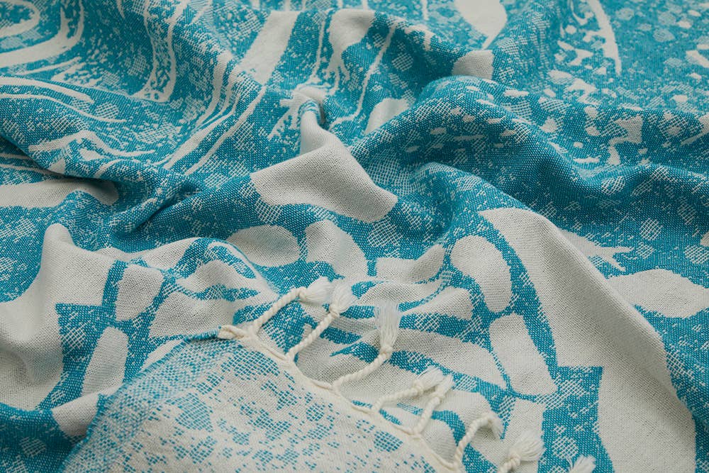 Ocean Turtle Turkish beach towel with woven sea-turtle jacquard, 35x70 in | Kikoya