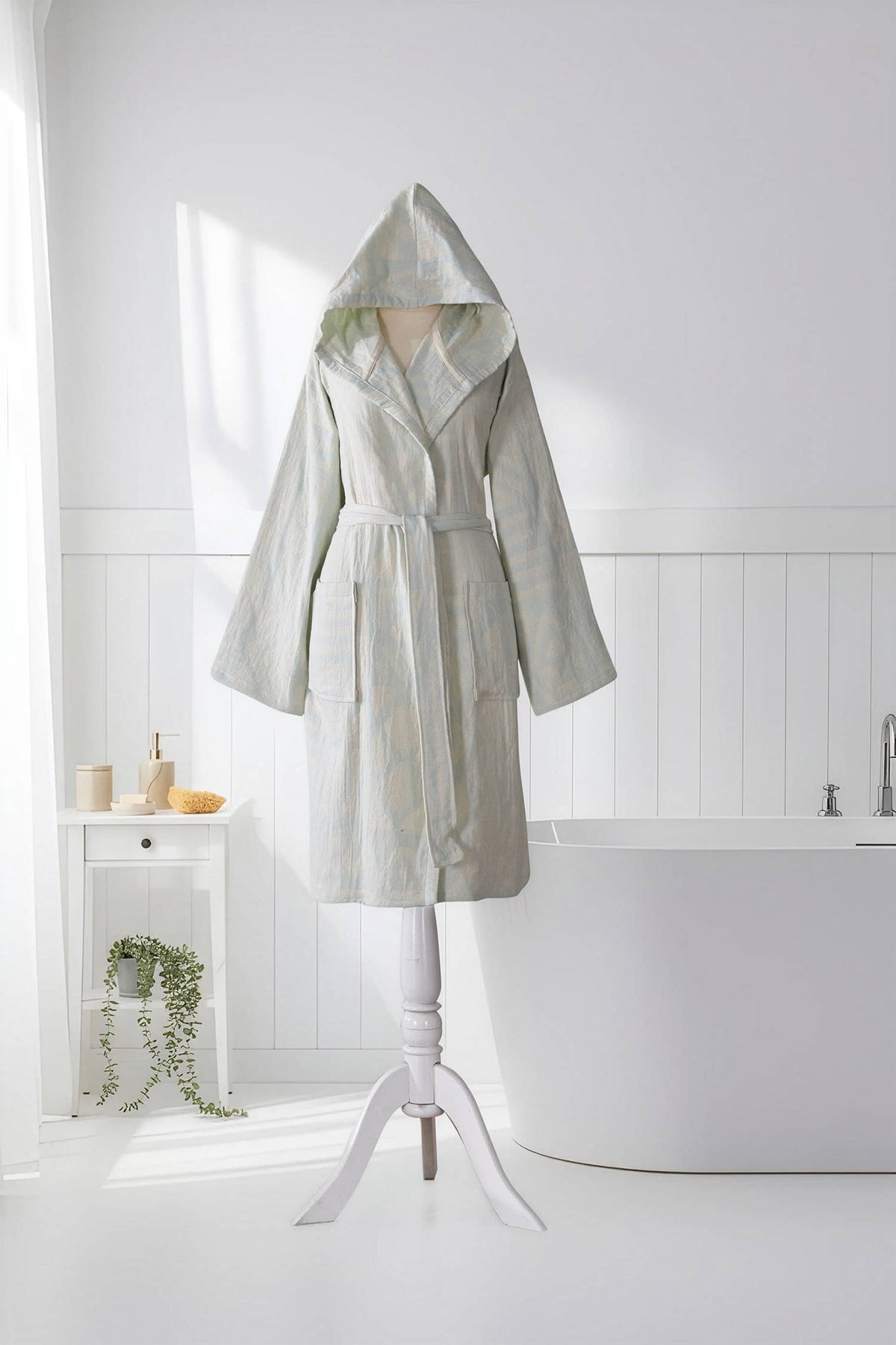 Jacquard Turkish cotton bathrobe in mint – hooded, belted | Kikoya