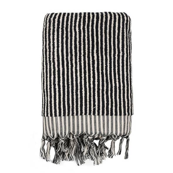Handloomed Turkish bath towel with raised stripe texture, 35x68 in | Kikoya