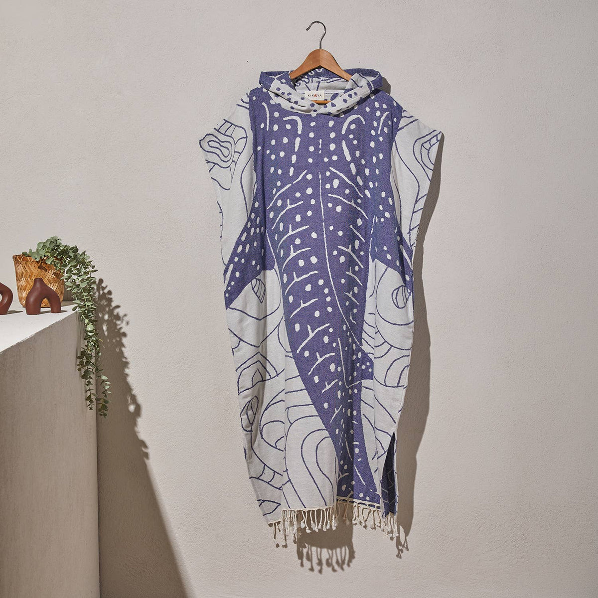 Whale Shark Adult Hooded Changing Poncho – Print, alternate view | Kikoya