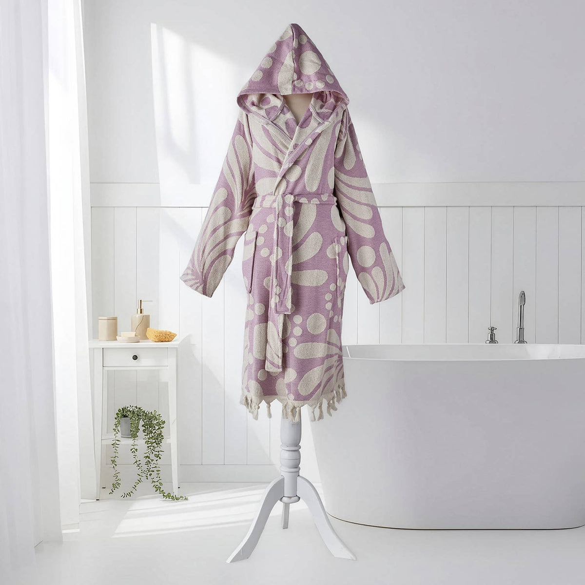 Rio Raised Terry Turkish bathrobe – Ikat Pattern, full length view | Kikoya