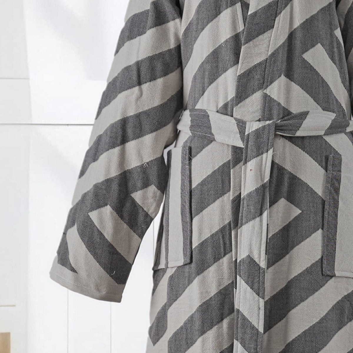 Harmony Turkish kimono bathrobe – Grey diagonal stripe | Kikoya