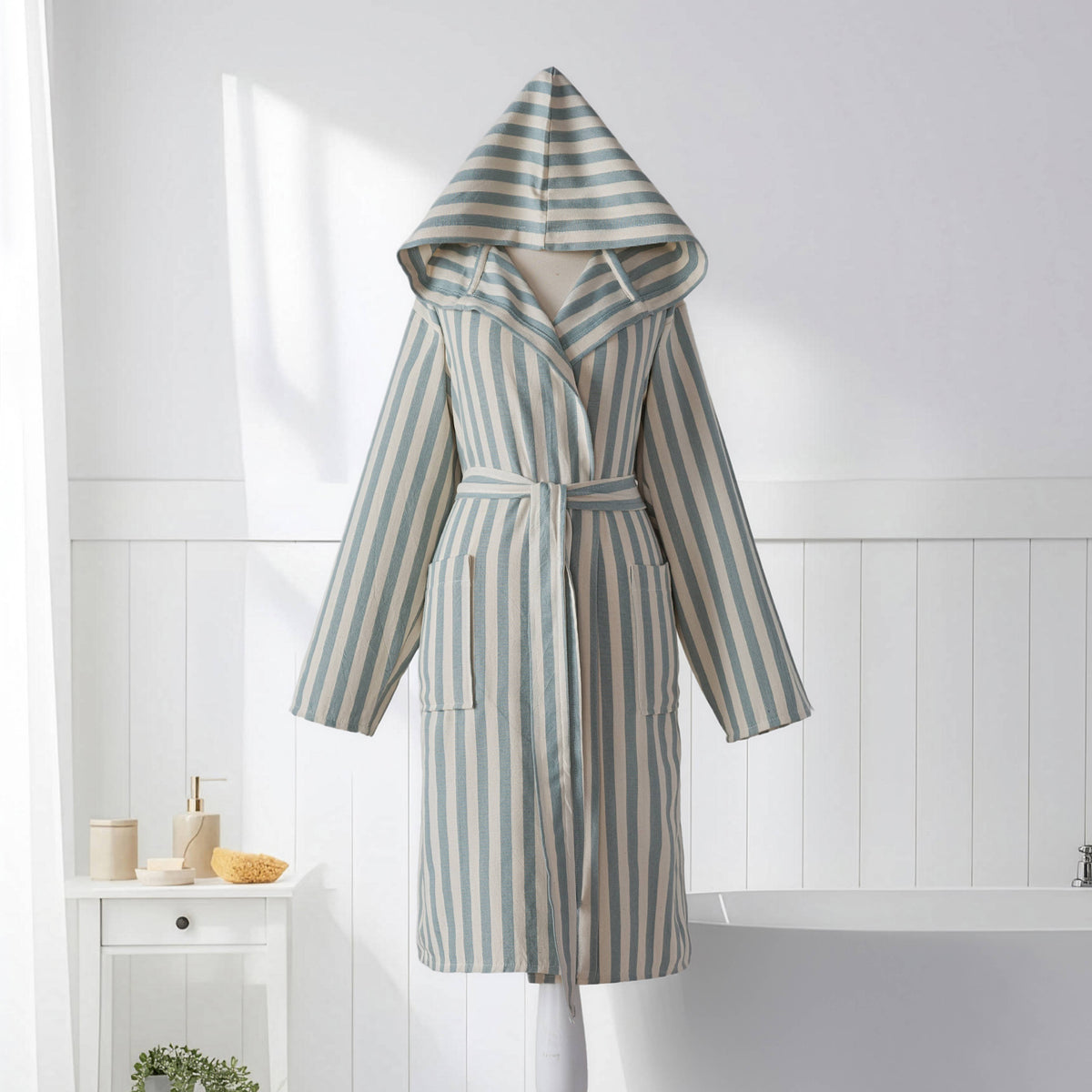 Stripe Turkish cotton bathrobe in sage green – hooded | Kikoya