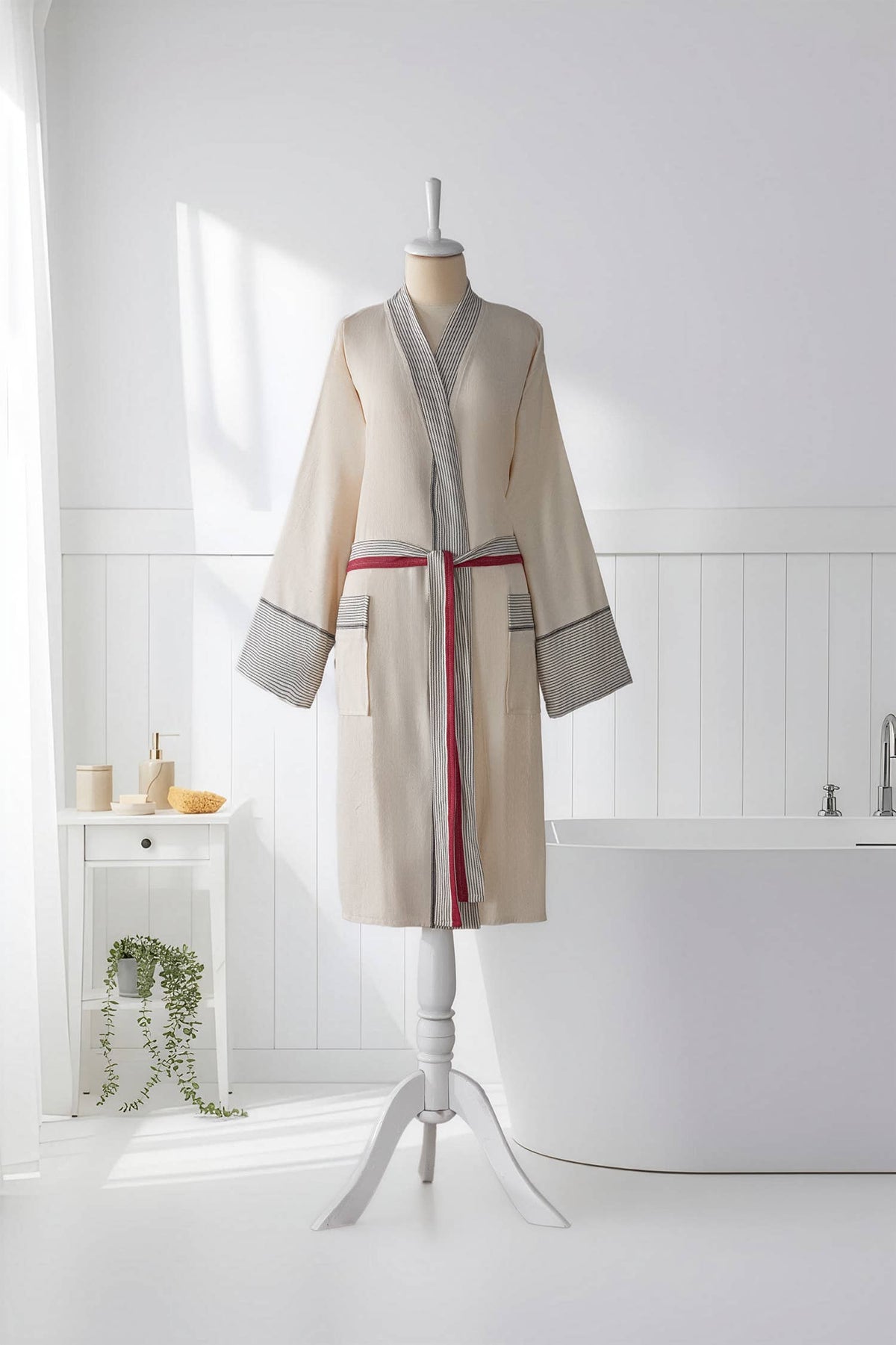 Ribbed Turkish cotton bathrobe in cream & burgundy – kimono | Kikoya
