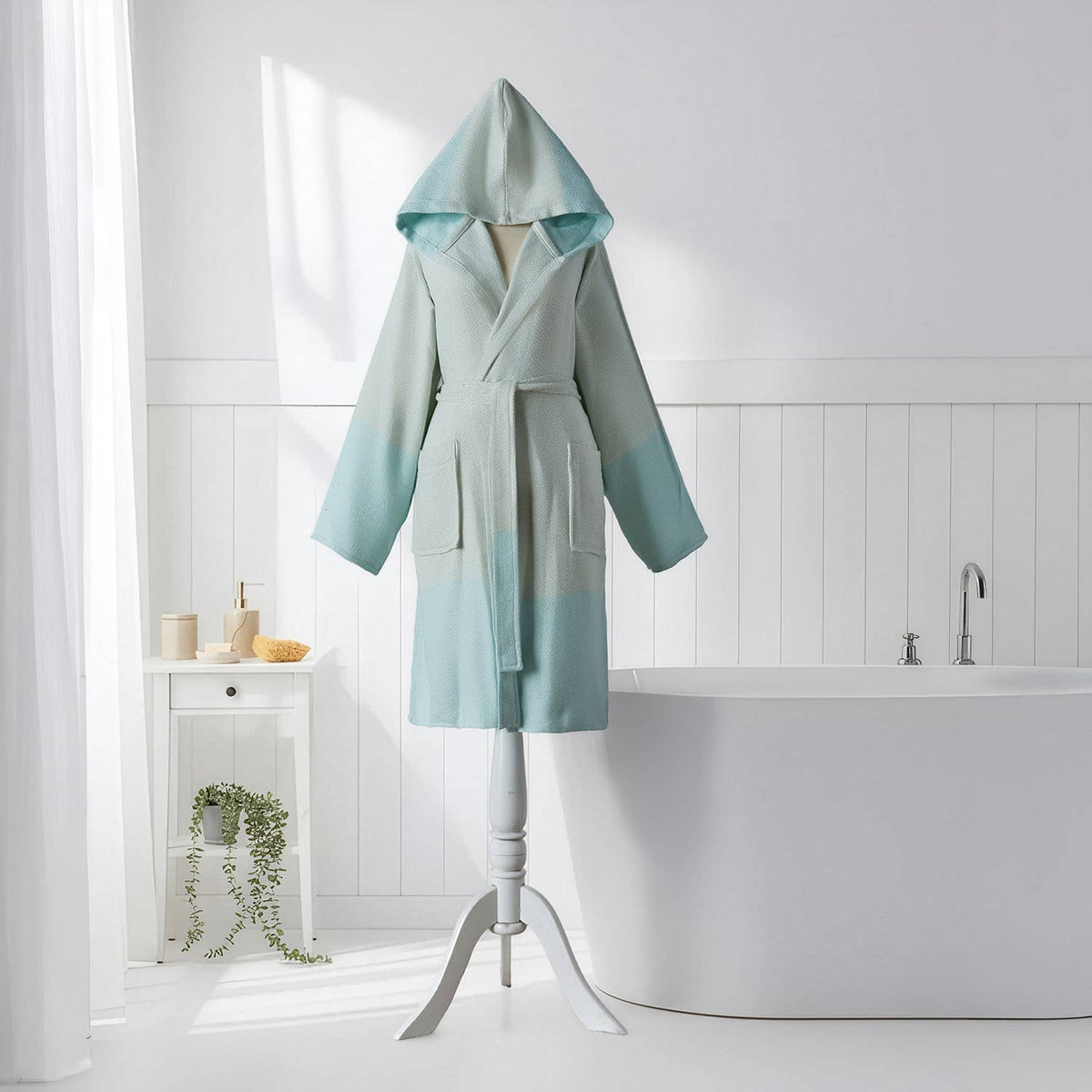 Diamond terry-backed Turkish bathrobe – color-block hooded robe | Kikoya