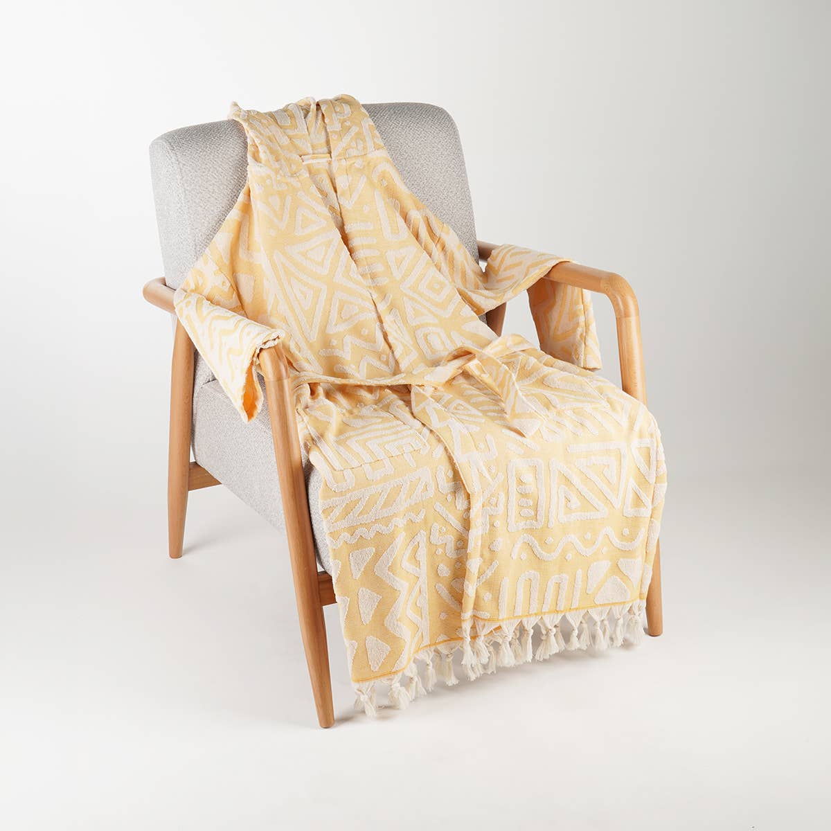 MixGeo raised terry Turkish bathrobe, hooded with a geometric jacquard | Kikoya