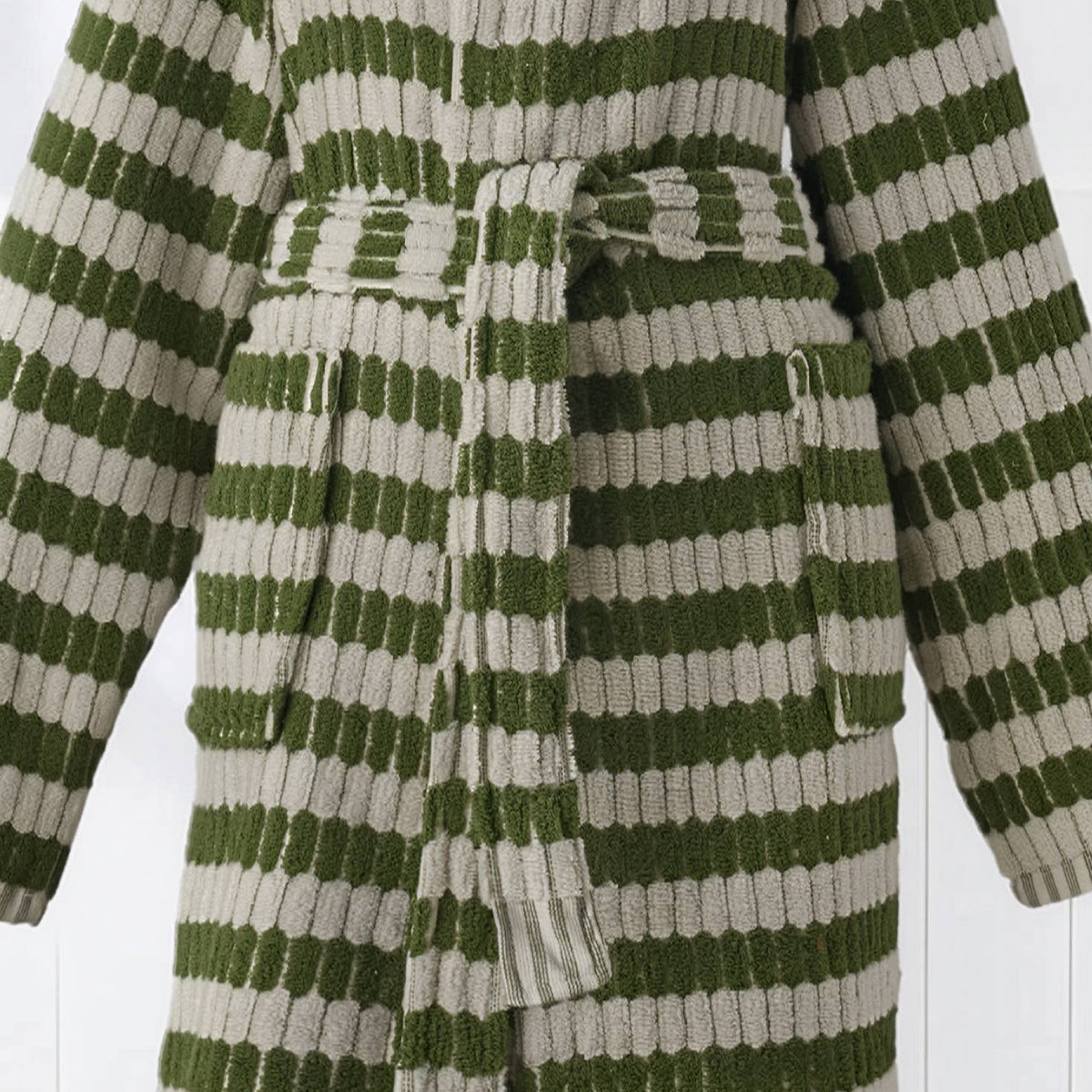 Pompom Turkish bathrobe – Lokum Khaki, Hooded, texture detail | Kikoya