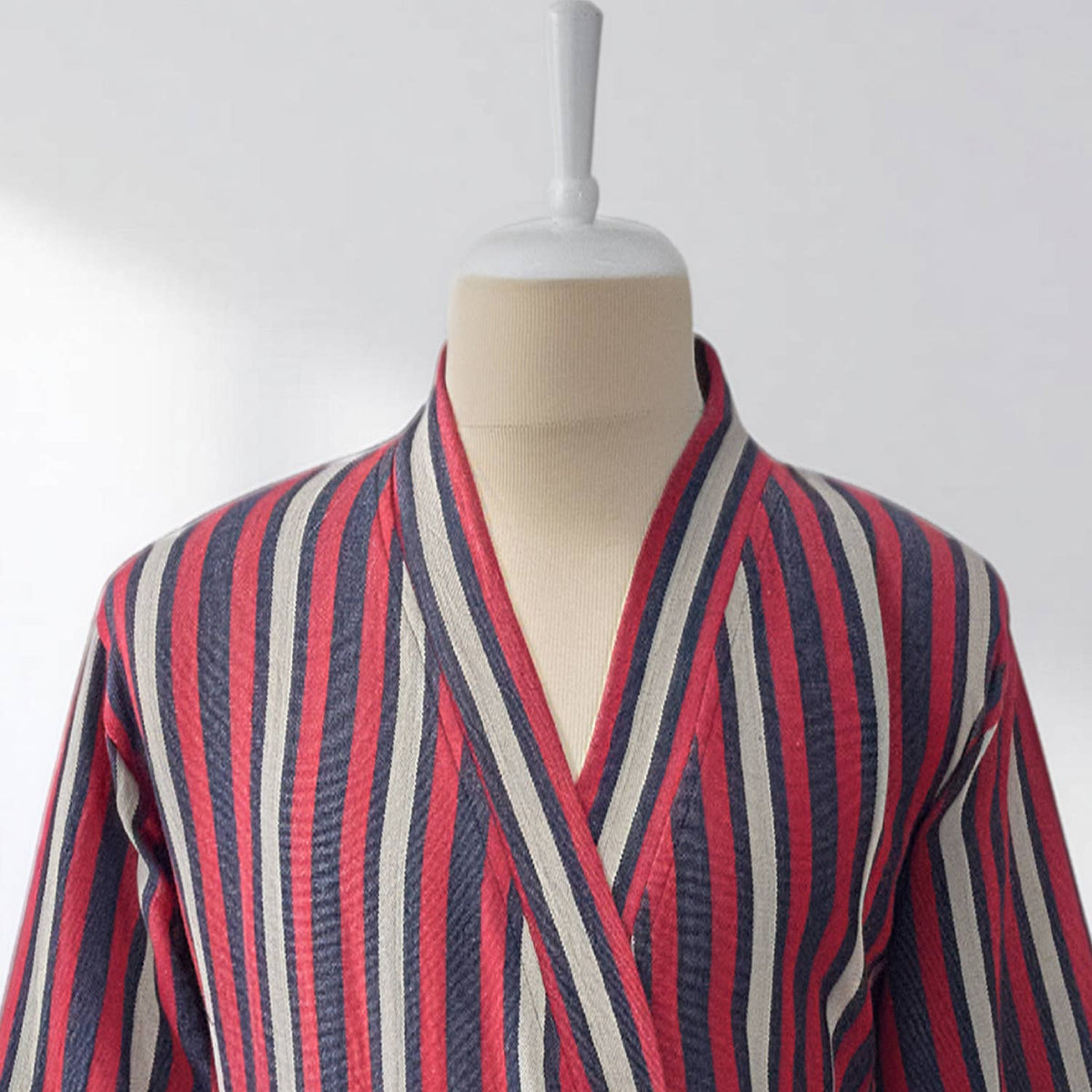 Fine stripe Turkish cotton bathrobe in burgundy – kimono | Kikoya