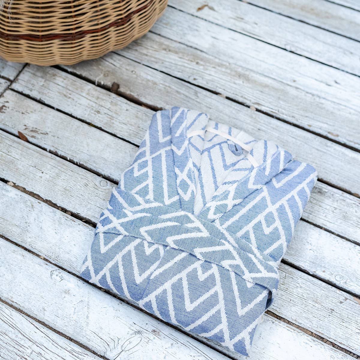 Cordoba raised terry Turkish bathrobe with a geometric jacquard, hooded | Kikoya