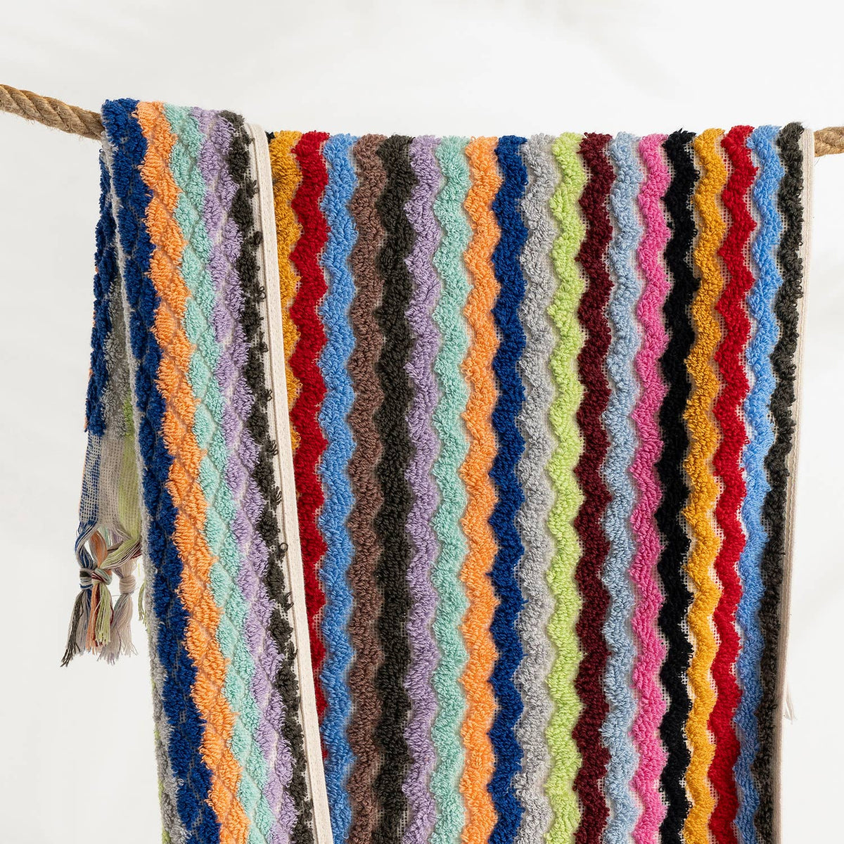 Pompom zigzag Turkish hand towel in multicolour chevron, 17x38 in, handloomed | Kikoya