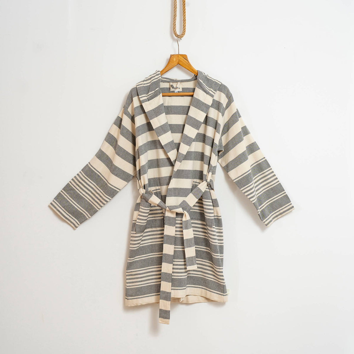 Anatolia flat-woven Turkish bathrobe – stripe, hooded, fringed hem | Kikoya