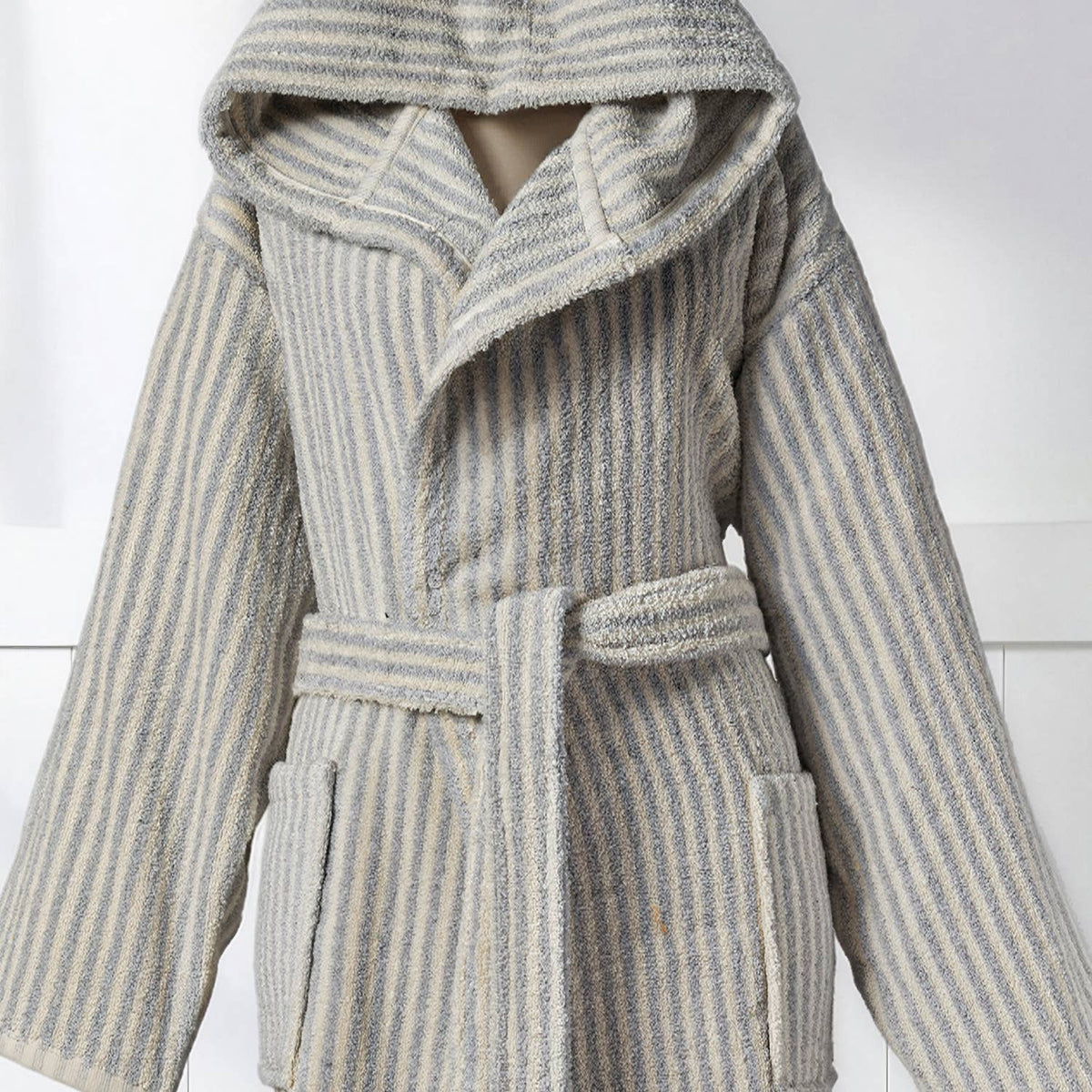 Pompom Turkish bathrobe – Grey & White Stripe, Hooded, texture detail | Kikoya