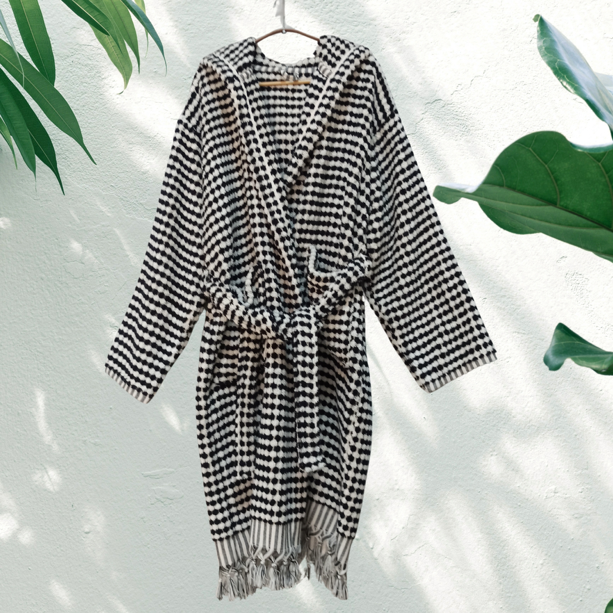 Pompom Turkish bathrobe – Black & White, Hooded, belt and pocket detail | Kikoya