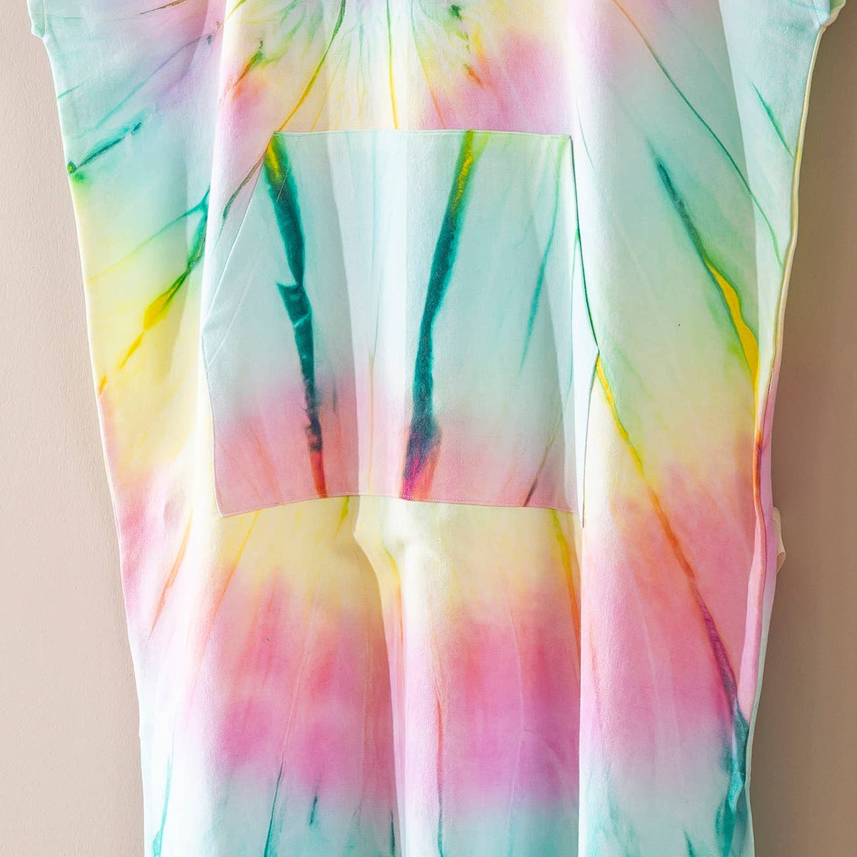 Supernova Adult Hooded Changing Poncho – Multicolor Tie-dye, hood detail | Kikoya