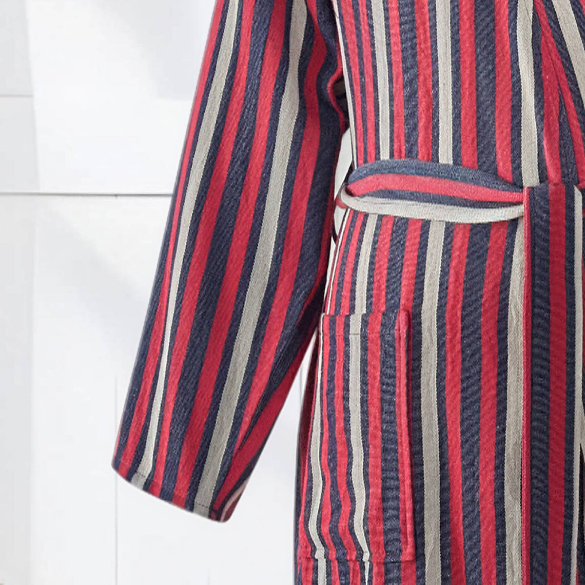 Fine stripe Turkish cotton bathrobe in burgundy – kimono | Kikoya