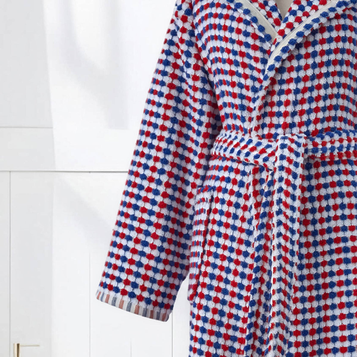 Pompom Turkish bathrobe – Navy & Red, Hooded, back view | Kikoya