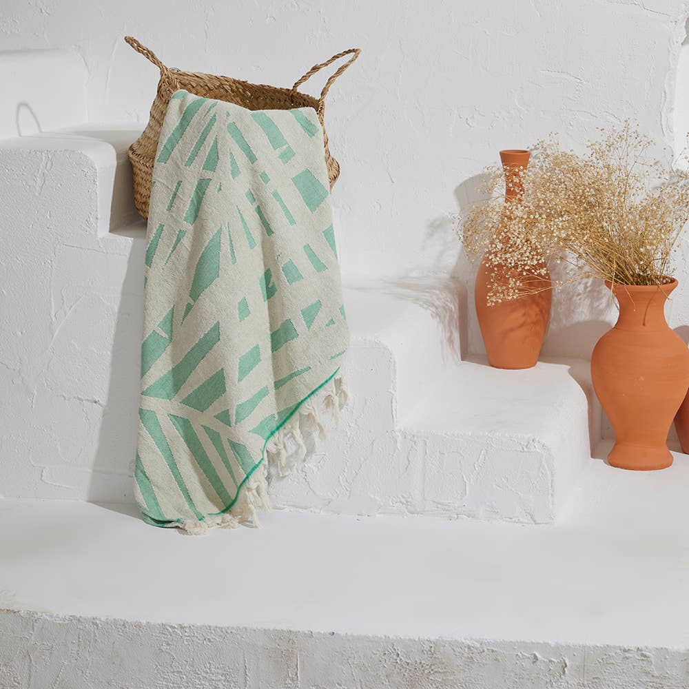 Palm leaf Turkish terry towel with woven jacquard, 36x66 in | Kikoya