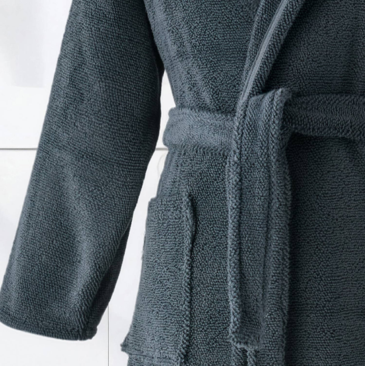 Pompom Turkish bathrobe – Pebble, Hooded, hood detail | Kikoya