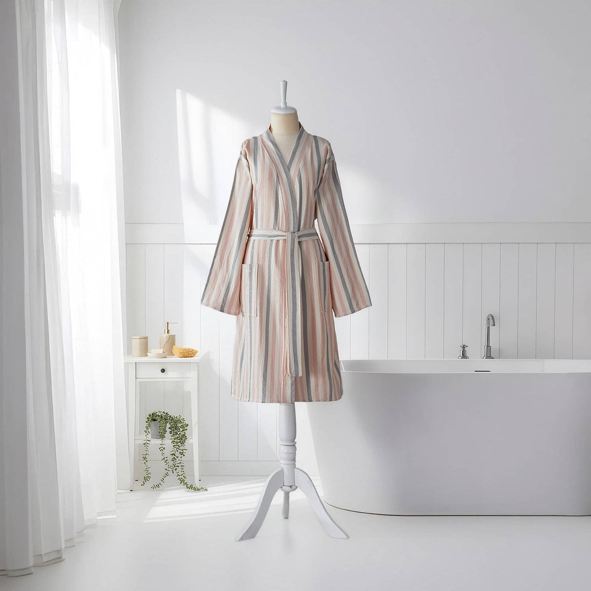 Fine stripe Turkish cotton bathrobe in blush – kimono | Kikoya