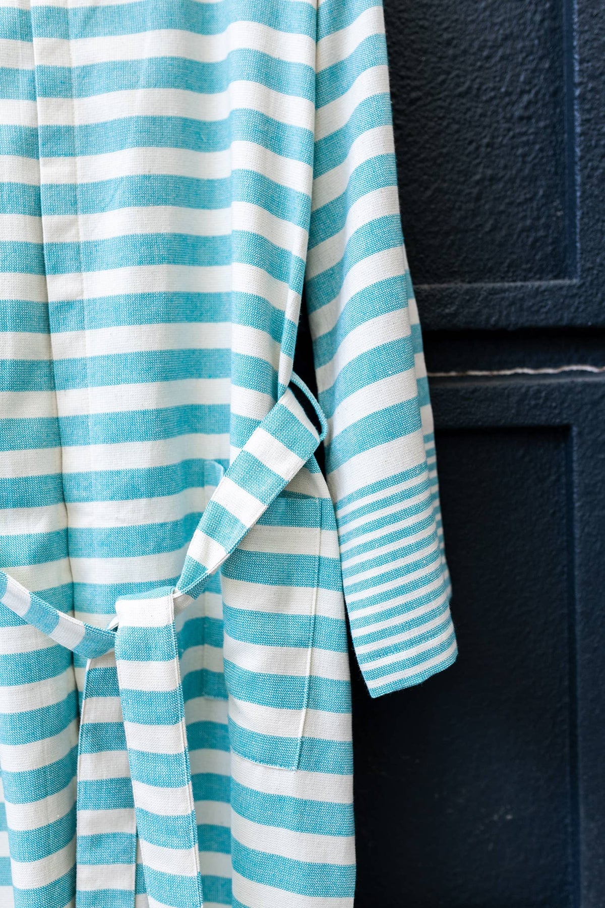 Andalusia flat-woven Turkish bathrobe in turquoise stripe – hooded | Kikoya