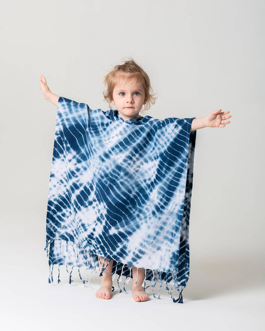 Tie-dye kids hooded towel poncho in Shibori, 100% Turkish cotton | Kikoya