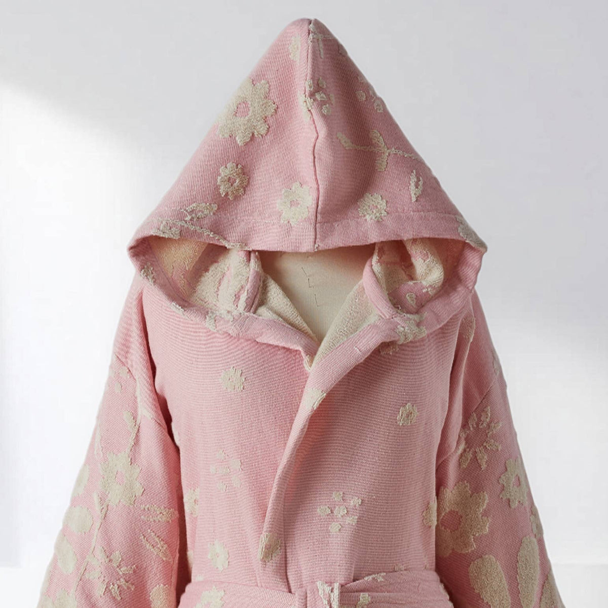 Daisy raised terry Turkish bathrobe – floral jacquard, hooded | Kikoya