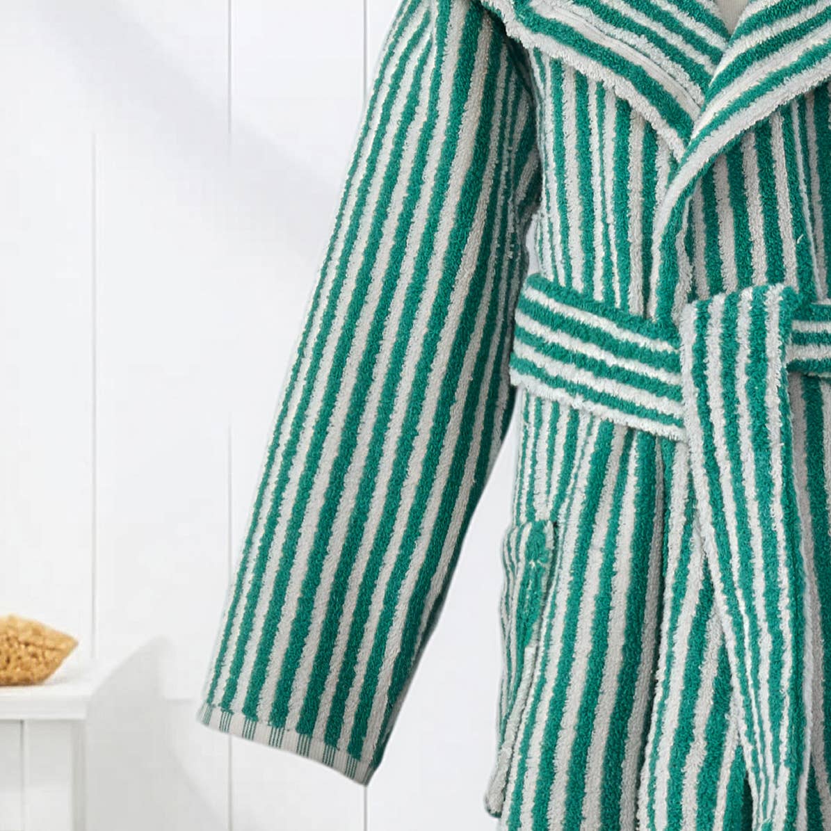 Pompom kids Turkish bathrobe – hooded, ages 5-8 | Kikoya