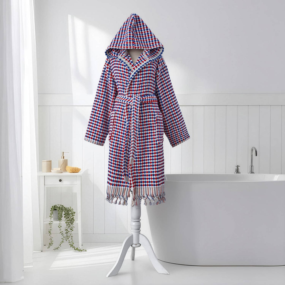 Pompom Turkish bathrobe – Navy & Red, Hooded, styled view | Kikoya