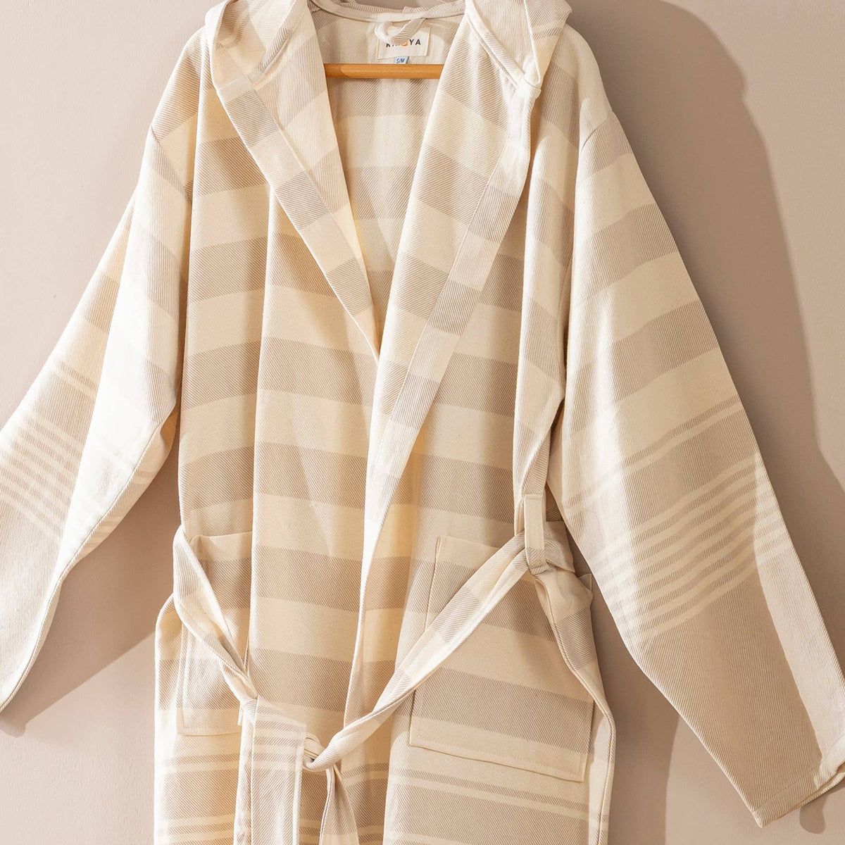 Rumi wide stripe Turkish bathrobe – hooded | Kikoya