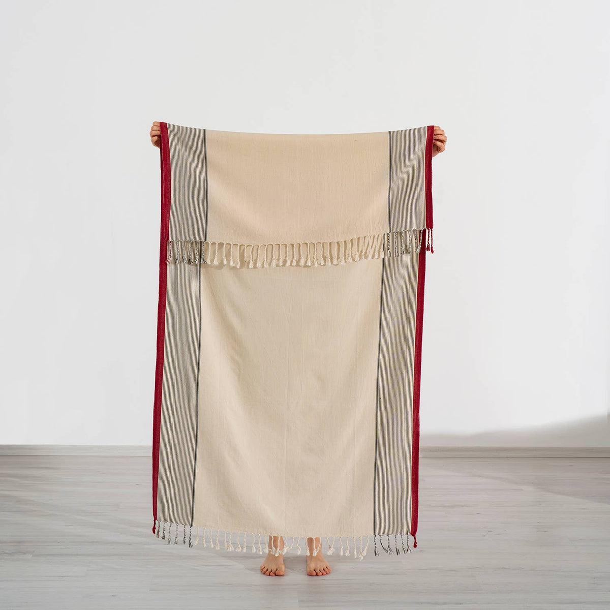 Hammam Turkish peshtemal – Burgundy Border Stripe | Kikoya