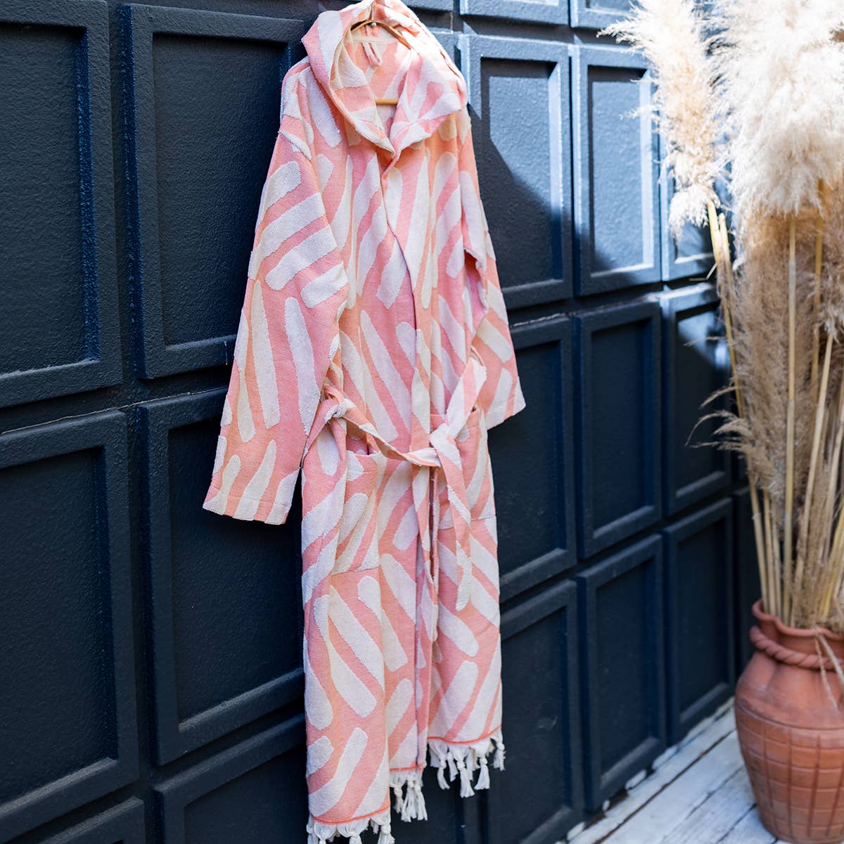 Fishbone raised terry Turkish bathrobe with a herringbone jacquard, hooded | Kikoya