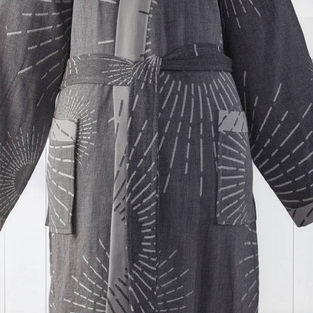 Sunburst flat-woven Turkish kimono bathrobe | Kikoya