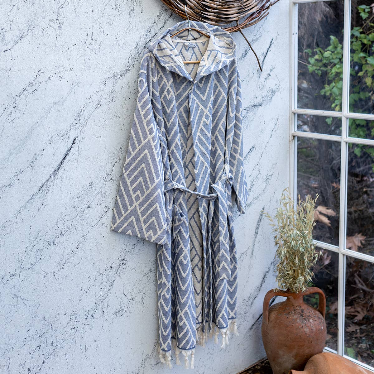 Cordoba raised terry Turkish bathrobe with a geometric jacquard, hooded | Kikoya