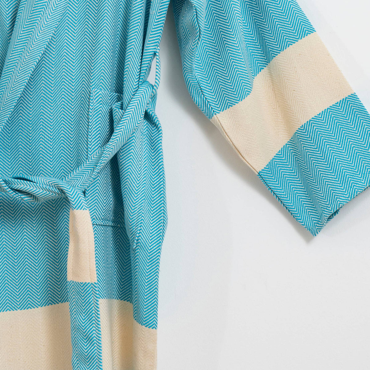 Herringbone Turkish cotton bathrobe – color-block hooded robe | Kikoya