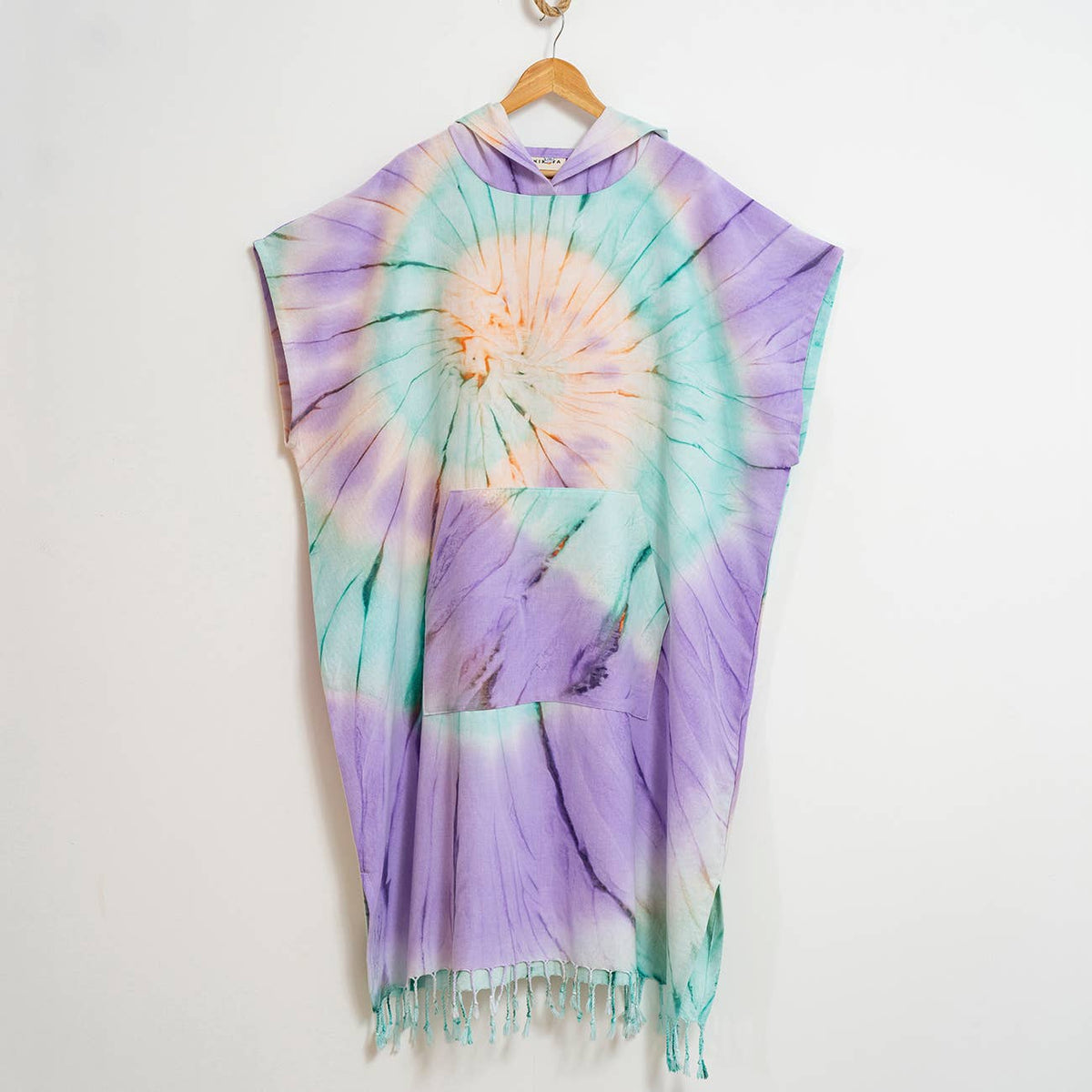 Spiral Adult Hooded Changing Poncho – Purple Tie-dye, hood detail | Kikoya