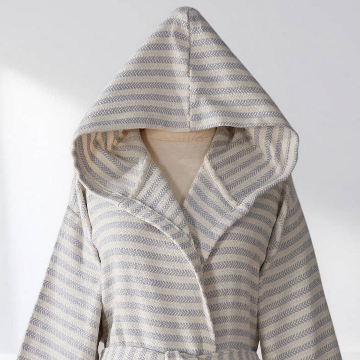 Fine stripe Turkish cotton bathrobe in lilac & grey – hooded | Kikoya