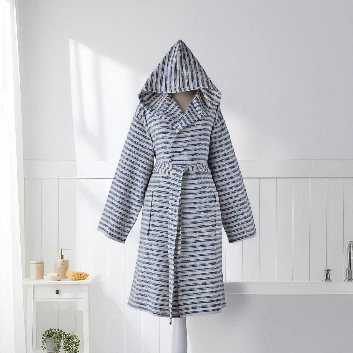 Fine stripe Turkish cotton bathrobe – hooded, belted | Kikoya