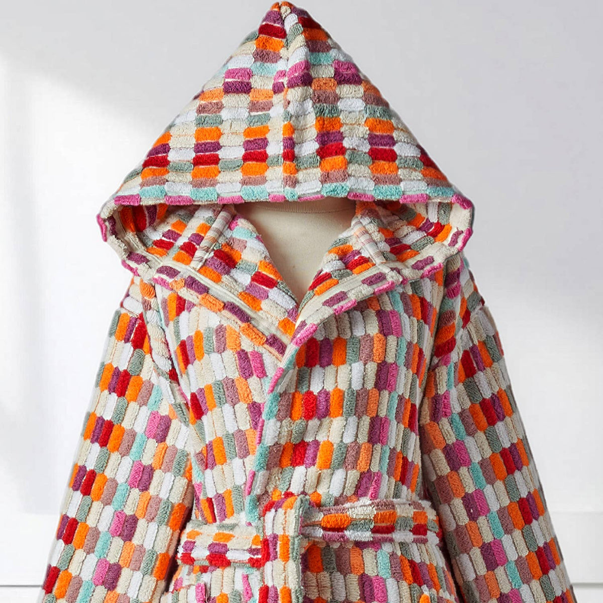 Pompom Turkish bathrobe – Lokum Pink Multi, Hooded, back view | Kikoya