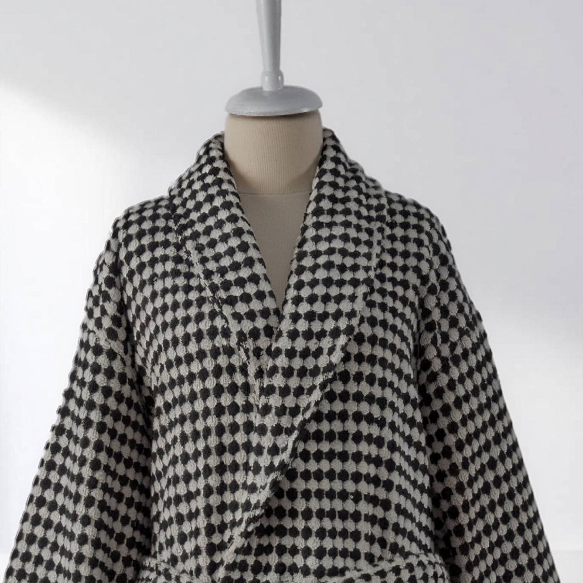 Pompom Turkish bathrobe – Black & White, Shawl Collar, styled view | Kikoya