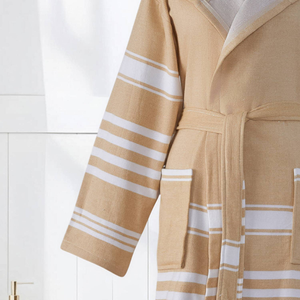 Terry-backed Turkish bathrobe in pastel stripe – hooded | Kikoya