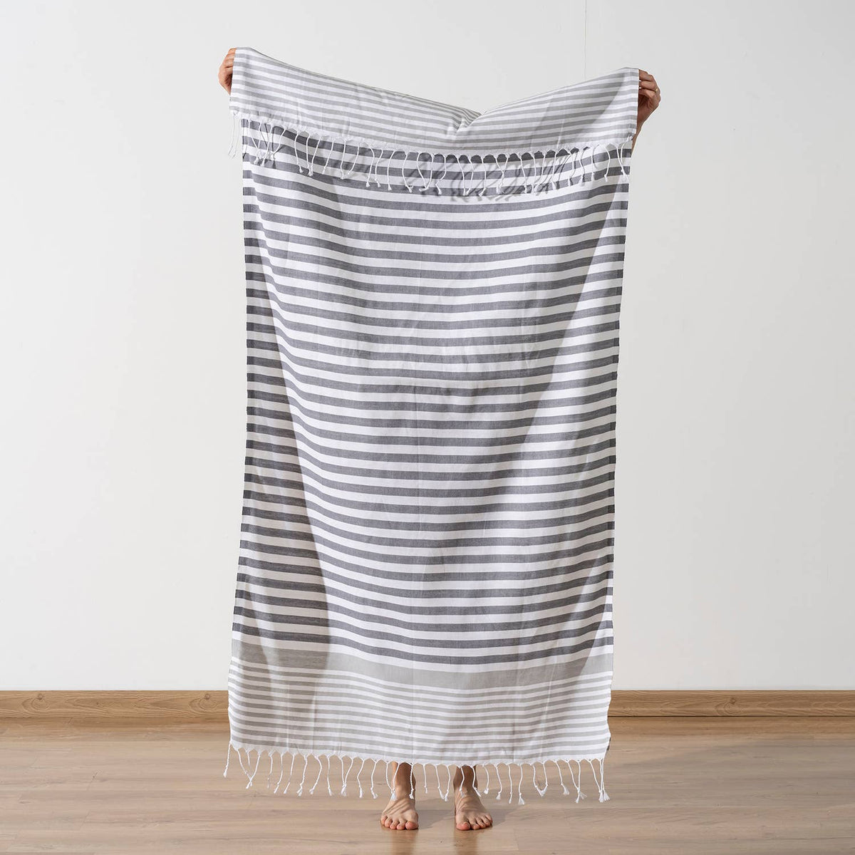 Capri Turkish beach towel – Anthracite & Grey | Kikoya