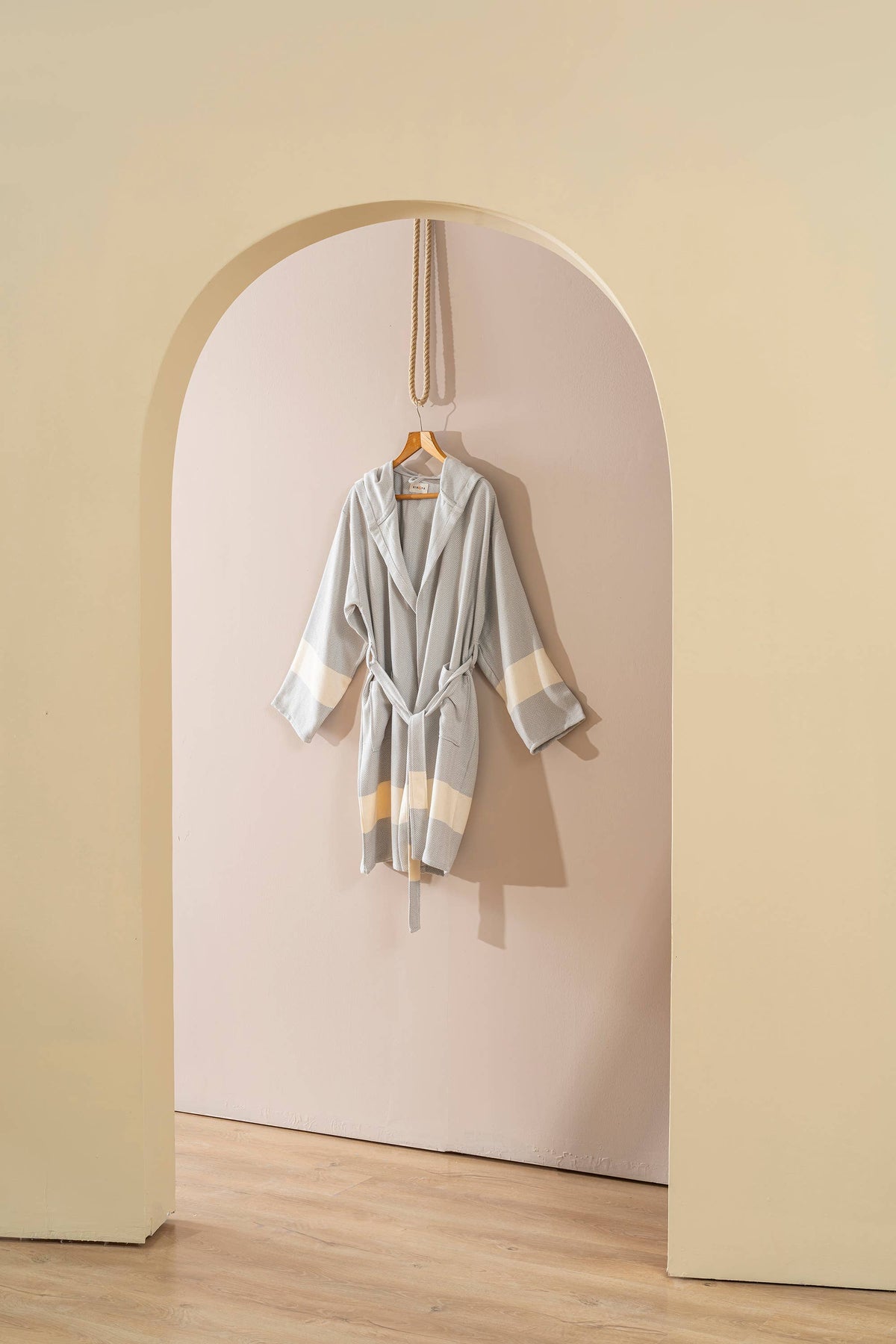 Herringbone Turkish cotton bathrobe – color-block hooded robe | Kikoya