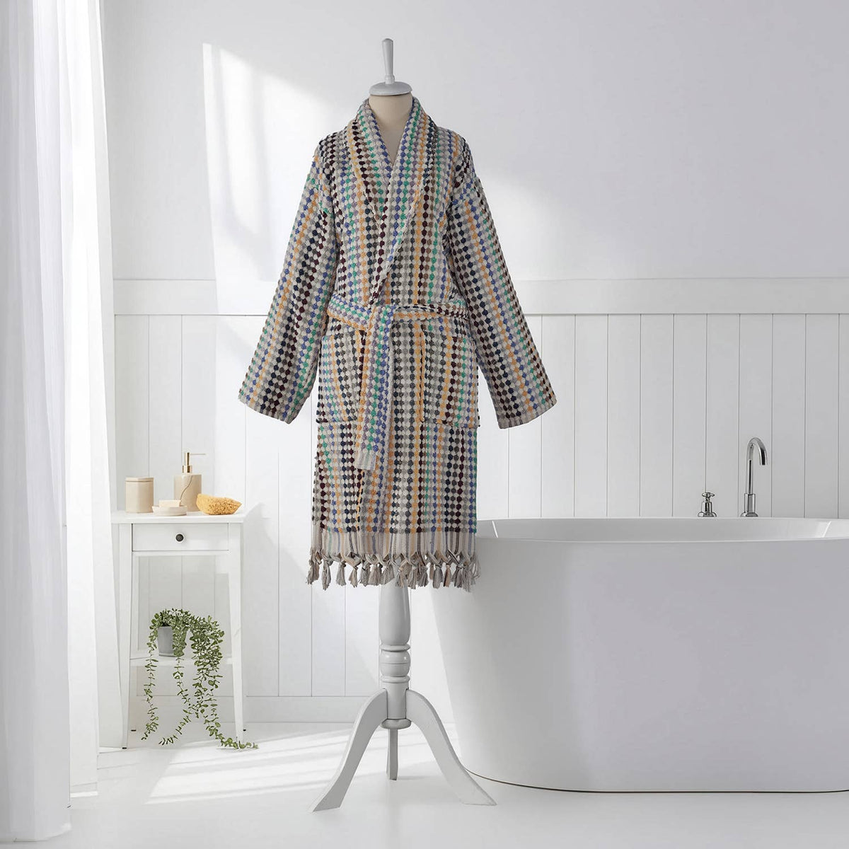 Pompom Turkish bathrobe – Multicolor Melange, Shawl Collar, styled view | Kikoya