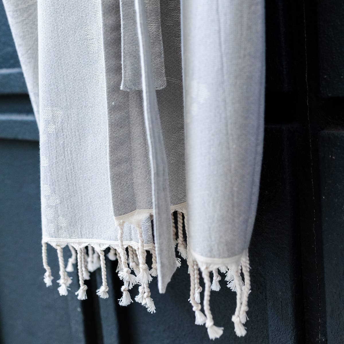 Leaves raised terry Turkish bathrobe, hooded, grey leaf jacquard | Kikoya