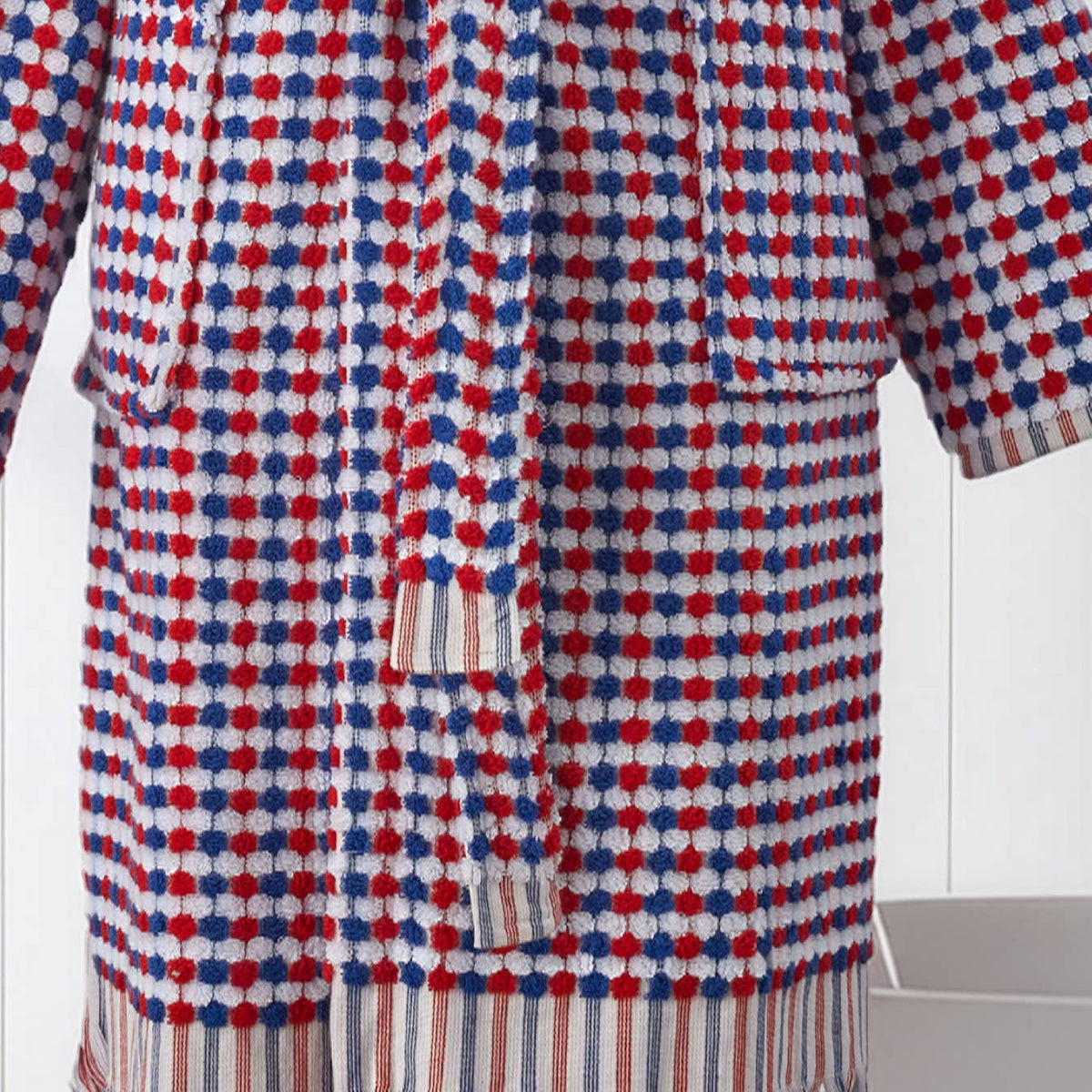 Pompom Turkish bathrobe – Navy & Red, Shawl Collar, back view | Kikoya